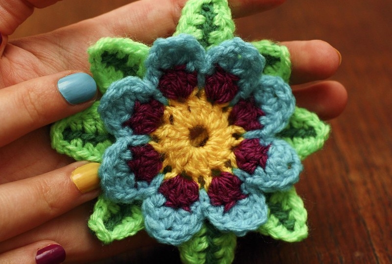 Learn to Crochet: Flowers thumbnail Photo