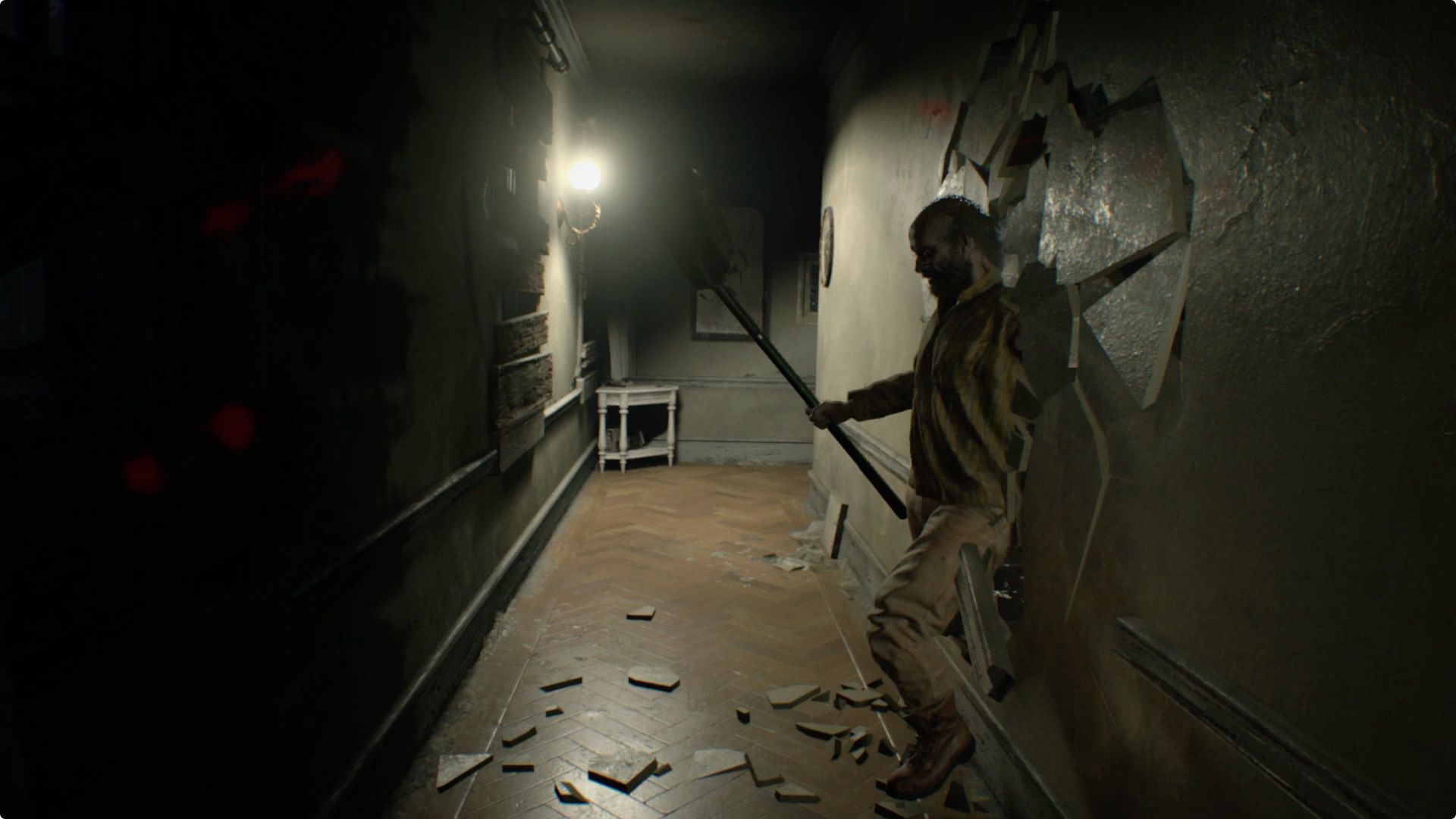 Jack Baker bursting through wall in Resident Evil 7